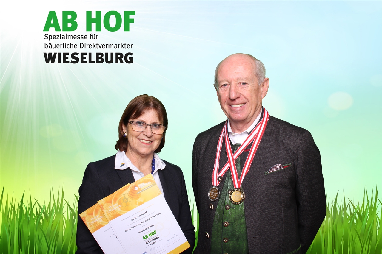 Prämierung Goldene Honigwabe in Wieselburg 2020 in Gold und Silber